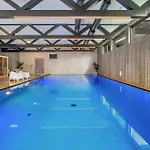 Sunset Bay Penthouse 아파트 *